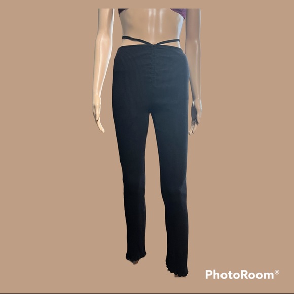 SHEIN Lace Up Back Flare Leg Pants. Size: 2 - Picture 2 of 7